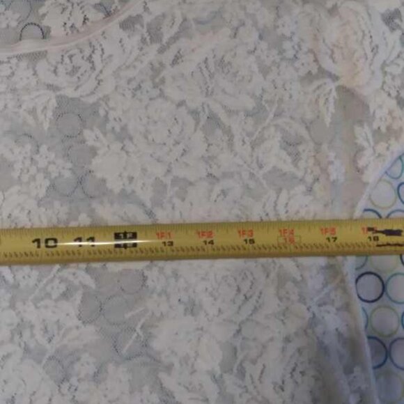 NEU LOOK White Lace Women's Top Sz- 12 (M) - Picture 5 of 8